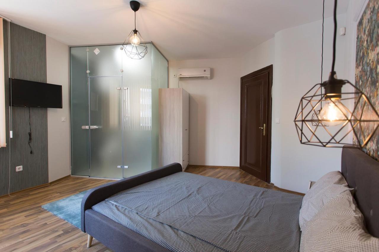Nice Place Guest House Oborishte Sofia Exterior photo