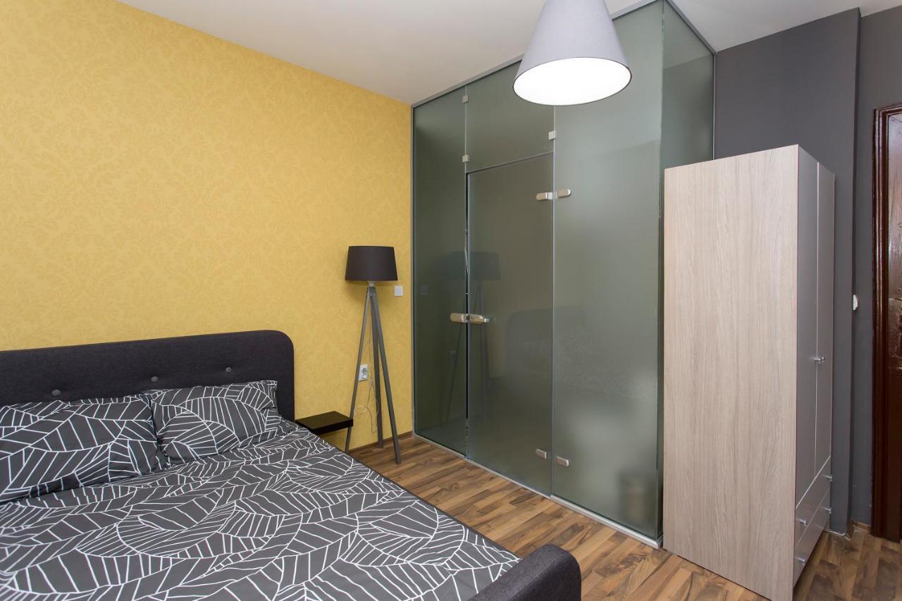 Nice Place Guest House Oborishte Sofia Exterior photo